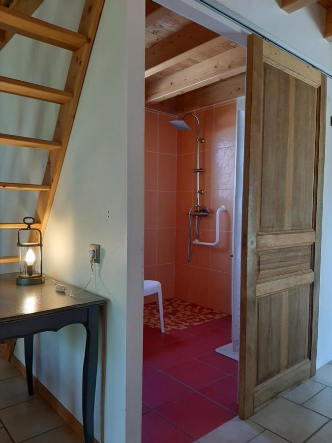 Bed and Breakfast Le Grand Noyer Ambronay Exterior foto